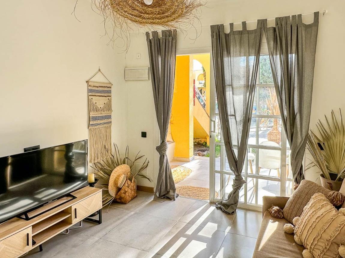 شقة ماسبالوماس  في Casa Buenavida - Coqueto Apartamento Reformado, Piscina Y Terraza المظهر الخارجي الصورة